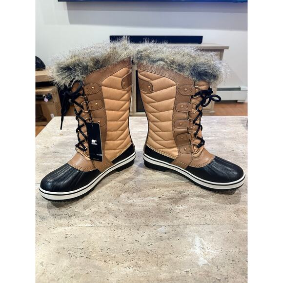 NEW in Box Sorel Women’s Tofino II Faux Shearling Lined Waterproof Boot size 7 - Picture 6 of 10